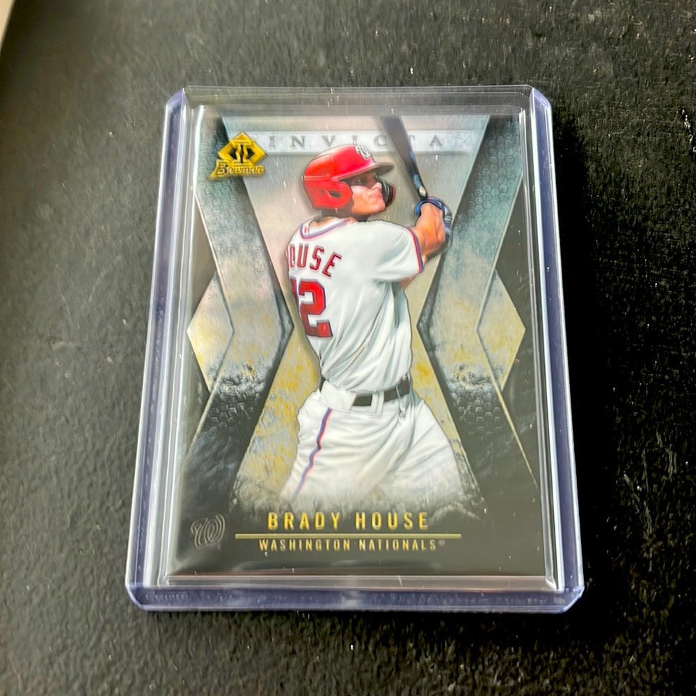 Bowman Invicta rookie card
